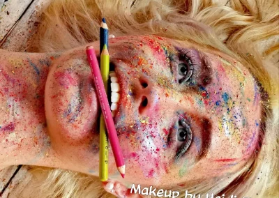 bunte Farbkleckse-Makeup I Maskenbildnerin & Visagistin Heidi Debbah