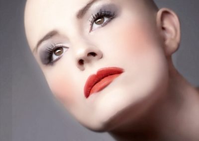 Glatze geklebt und geschminkt. Beauty Makeup - Maskenbildnerin Heidi Debbah